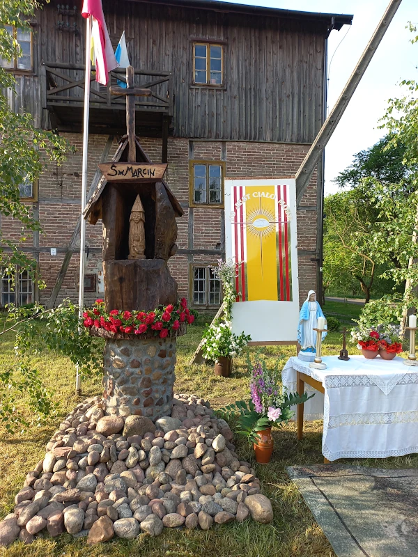 Ołtarz przy młynie